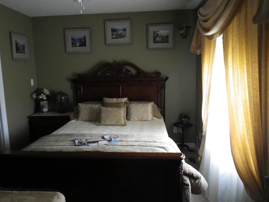 A Vineyard View Bed And Breakfast Niagara-on-the-Lake Room photo